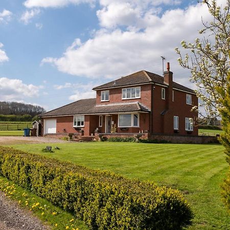 Tixall Manor Farm Stafford Ngoại thất bức ảnh