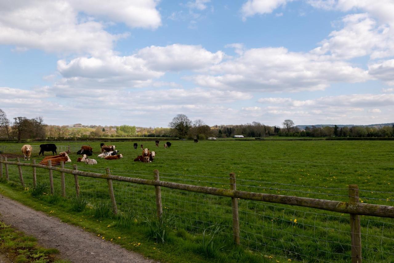 Tixall Manor Farm Stafford Ngoại thất bức ảnh