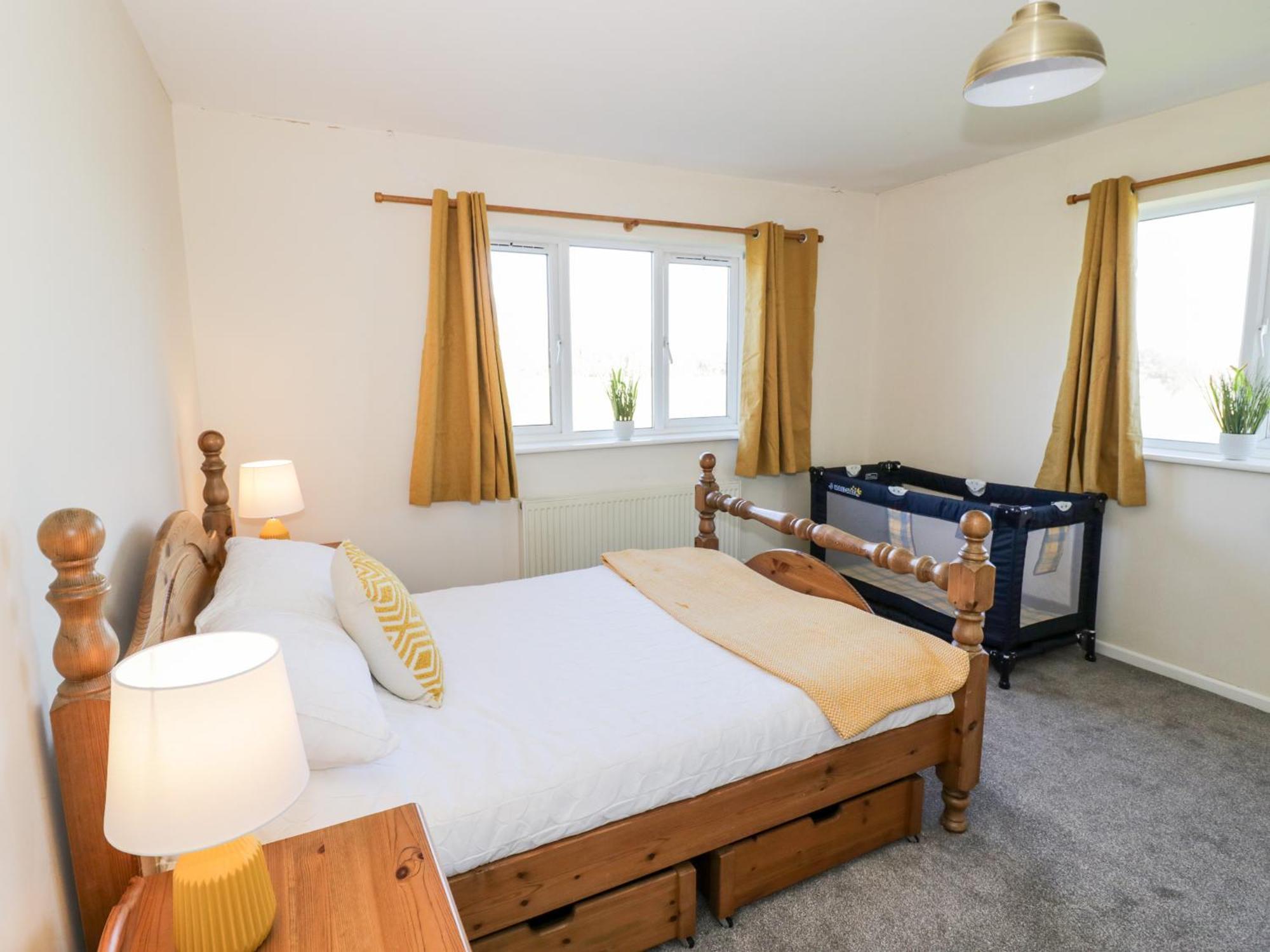 Tixall Manor Farm Stafford Ngoại thất bức ảnh